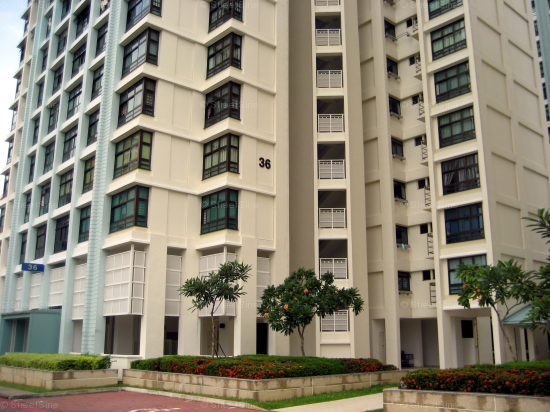 Eunos Crescent thumbnail photo